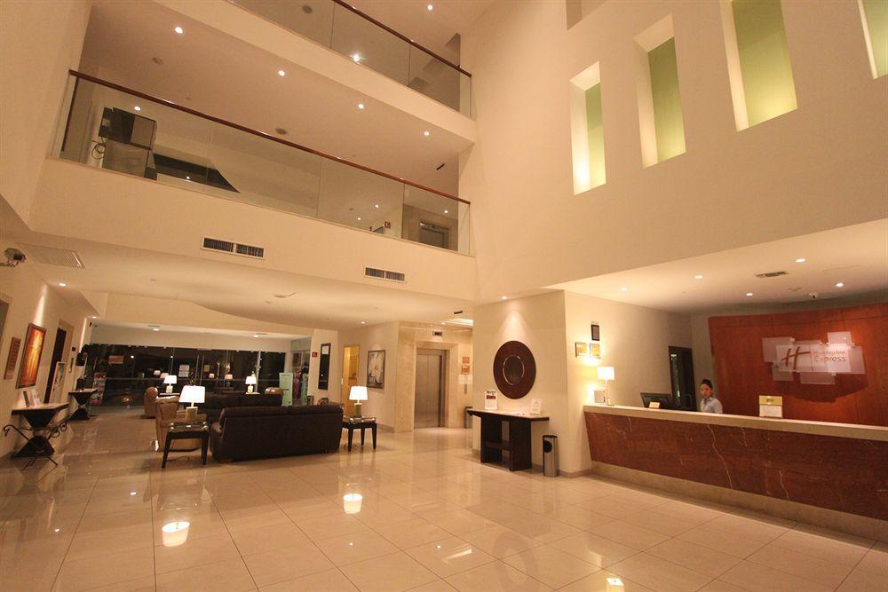 Wyndham Garden Playa Del Carmen Hotell Eksteriør bilde Lobby