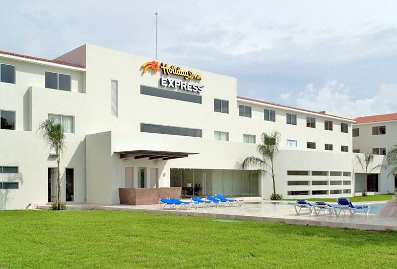 Wyndham Garden Playa Del Carmen Hotell Eksteriør bilde Holiday Inn Express Cancun