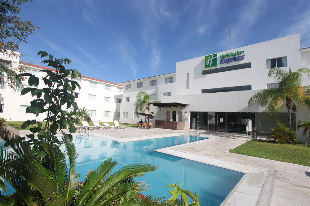 Wyndham Garden Playa Del Carmen Hotell Eksteriør bilde Holiday Inn Express in Cancun, Mexico